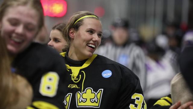 10p-fly-vo-gustavus-cra-wcco3wsm.jpg 