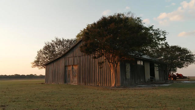 the-barn-1920.jpg 